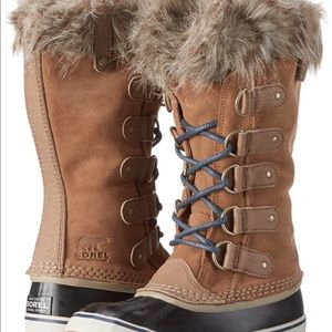 Tan Sorel Boots Joan of Arctic
